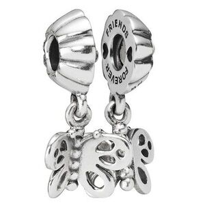 Pandora Charm 🦋